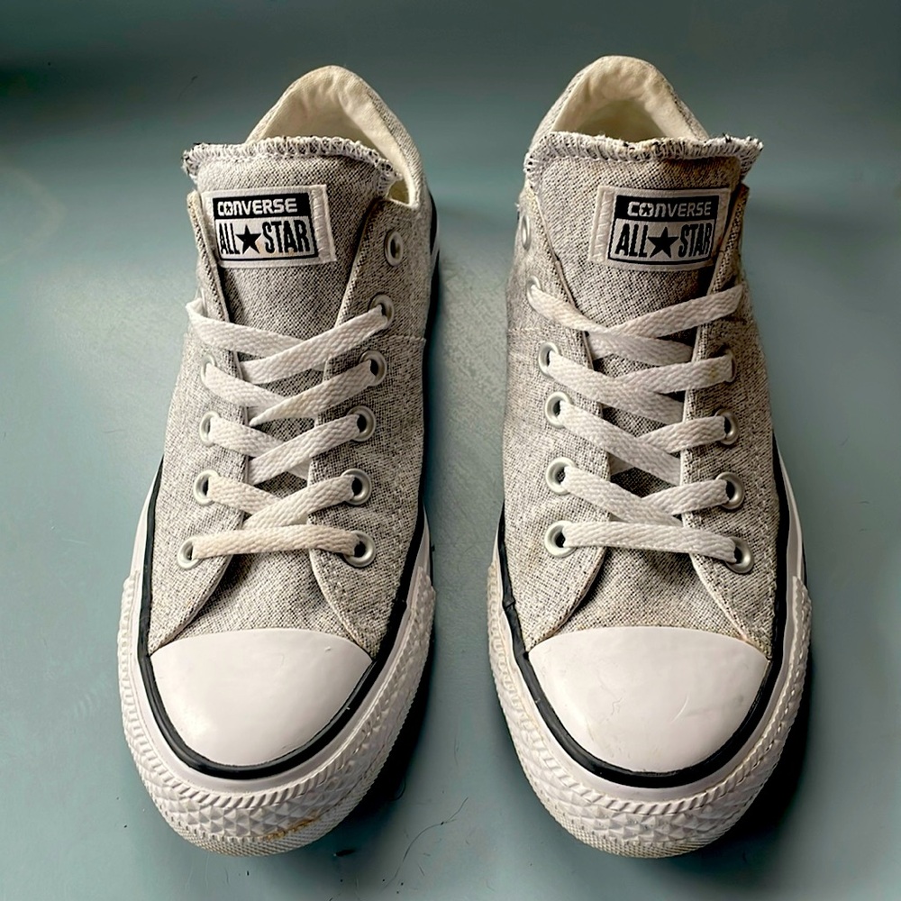 Converse women’s All stars